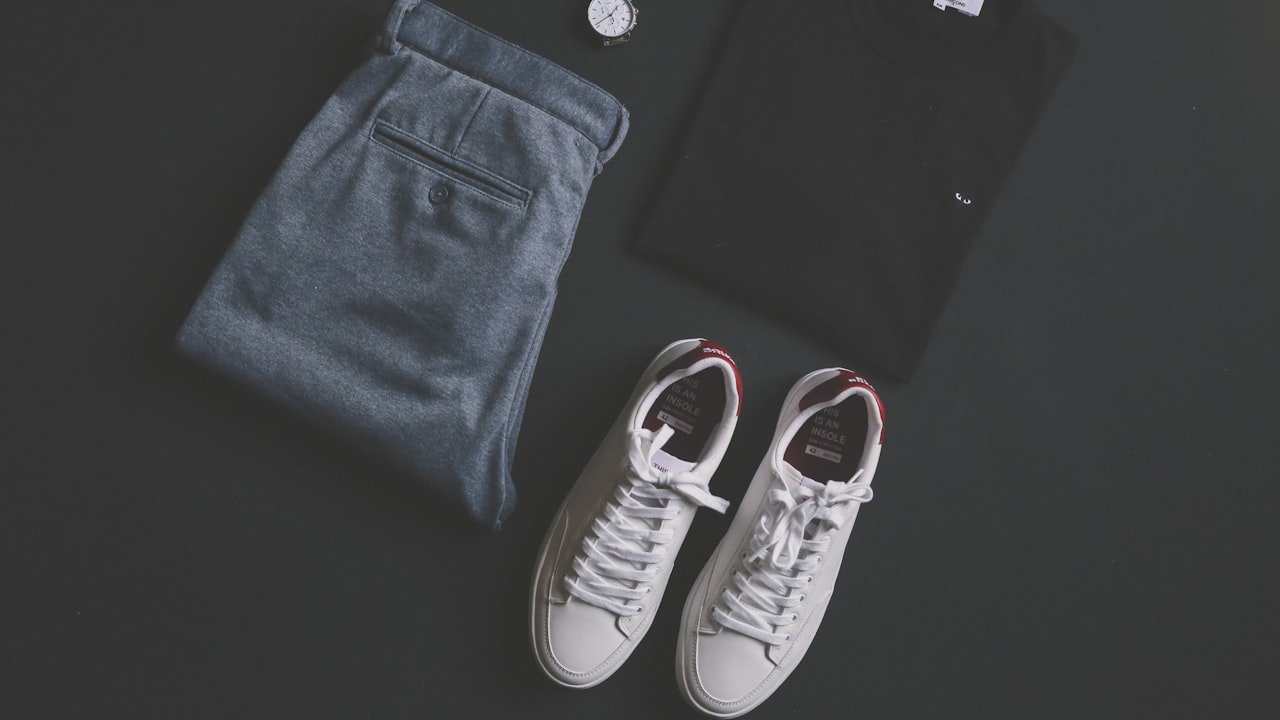 Innovative Trends in Custom Clothing Packaging Design