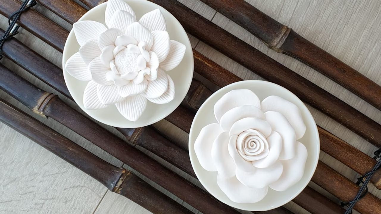 Elevate Your Interior with the Handmade Porcelain Flower Diffuser